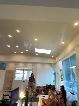 Snapshot of Melody-baby chatting on September 26, 10:36 pm Melody-baby online show from September 26, 10:36 pm