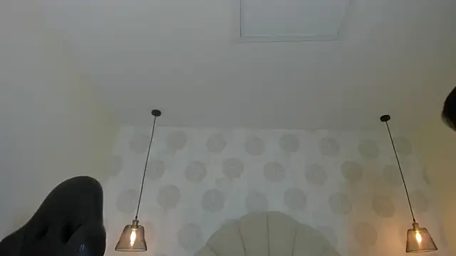 GIANAMILLER6 online show from December 1, 12:21 pm