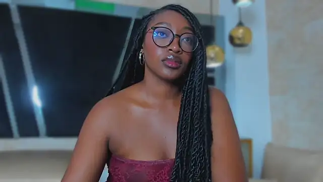 Snapshot of YallianaBrooks chatting on July 28, 2:13 pm YallianaBrooks online show from July 28, 2:13 pm