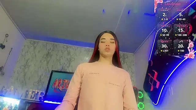 Madison Mujica online show from October 29, 11:12 am