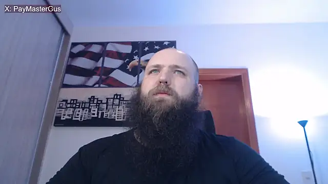 Snapshot of PayMasterGus chatting on October 9, 2:20 am PayMasterGus online show from October 9, 2:20 am