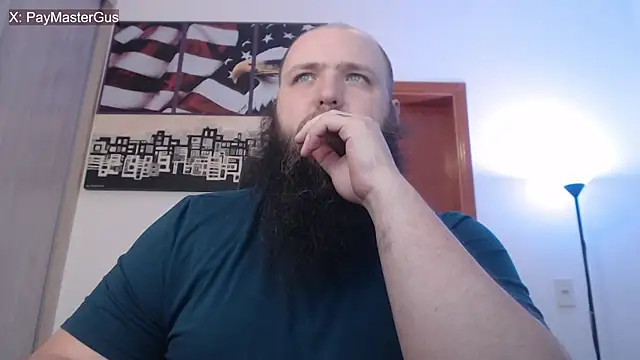 Snapshot of PayMasterGus chatting on October 24, 3:14 am PayMasterGus online show from October 24, 3:14 am