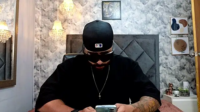 Snapshot of Apolo_rousse1 chatting on September 25, 9:18 pm Apolo rousse1 online show from September 25, 9:18 pm