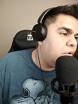 perversus12 online show from March 1, 8:33 pm