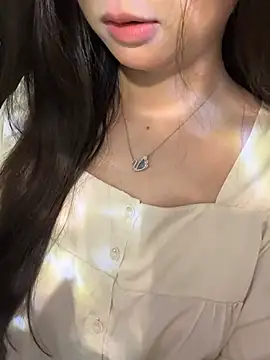 Snapshot of Nana_kute20 chatting on May 3, 4:13 pm Nana kute20 online show from May 3, 4:13 pm