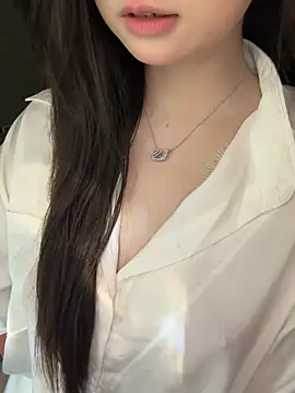 Snapshot of Nana_kute20 chatting on May 7, 4:45 pm Nana kute20 online show from May 7, 4:45 pm