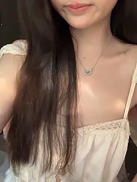 Snapshot of Nana_kute20 chatting on May 18, 5:19 pm Nana kute20 online show from May 18, 5:19 pm