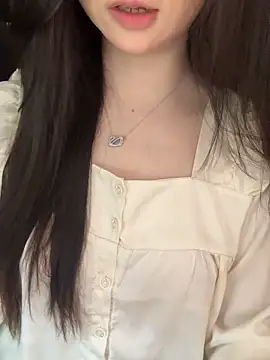 Snapshot of Nana_kute20 chatting on May 28, 5:21 pm Nana kute20 online show from May 28, 5:21 pm