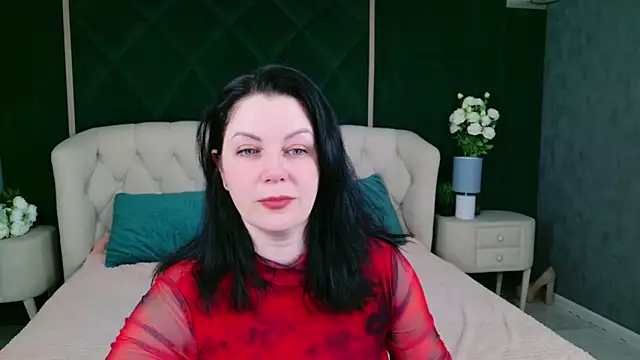 Snapshot of Nina_Stane chatting on May 3, 5:35 am Nina Stane online show from May 3, 5:35 am