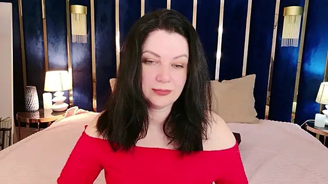 Snapshot of Nina_Stane chatting on June 23, 6:11 am Nina Stane online show from June 23, 6:11 am