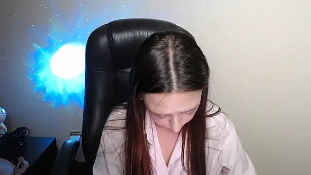 BonnieX  online show from May 7, 9:14 am