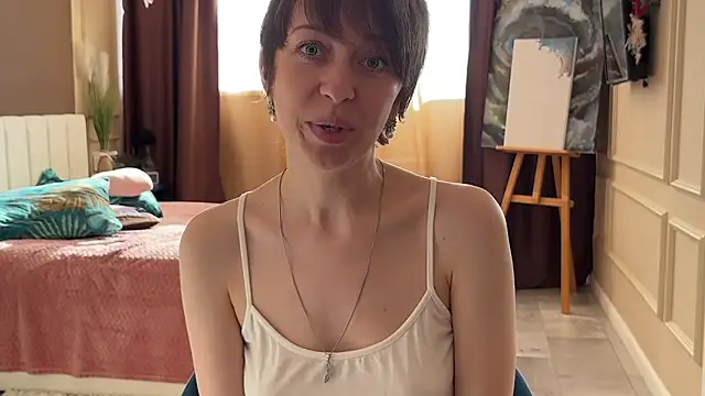 Snapshot of daniellia_ chatting on June 6, 2:33 pm daniellia online show from June 6, 2:33 pm