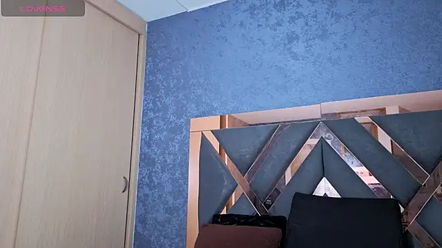 Snapshot of ryan_evanss chatting on October 9, 10:57 am ryan evanss online show from October 9, 10:57 am