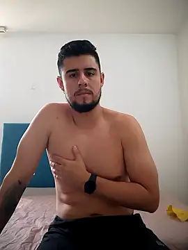 Snapshot of ryan_evanss chatting on October 16, 6:53 pm ryan evanss online show from October 16, 6:53 pm