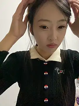 Snapshot of MengMeng0515 chatting on November 19, 10:48 am MengMeng0515 online show from November 19, 10:48 am