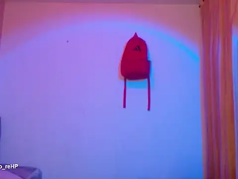 Snapshot of xalejo_max chatting on October 7, 2:31 am xalejo max online show from October 7, 2:31 am