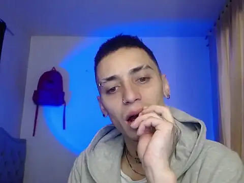 Snapshot of xalejo_max chatting on October 11, 6:39 pm xalejo max online show from October 11, 6:39 pm