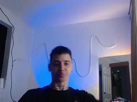 Snapshot of xalejo_max chatting on November 16, 7:30 pm xalejo max online show from November 16, 7:30 pm