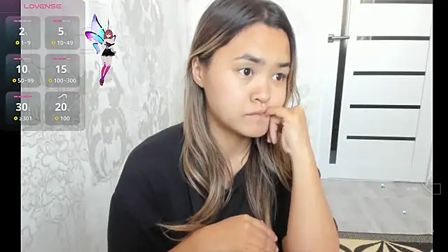 saika blush online show from November 11, 7:30 am