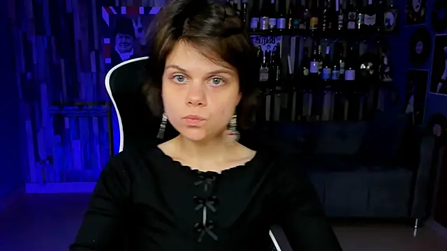 Snapshot of EllieMurler chatting on September 19, 9:00 am EllieMurler online show from September 19, 9:00 am