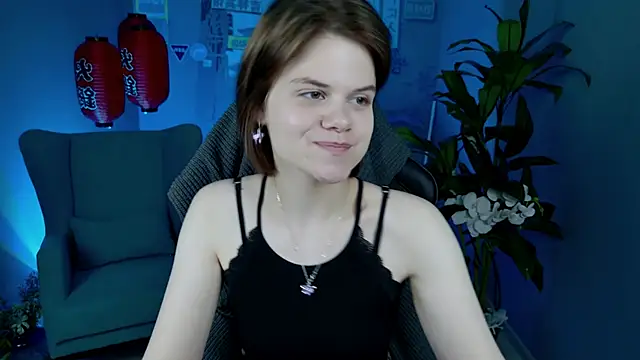 Snapshot of EllieMurler chatting on November 14, 9:08 am EllieMurler online show from November 14, 9:08 am