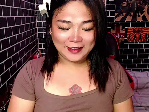 luluakovi 69 online show from September 25, 9:24 am