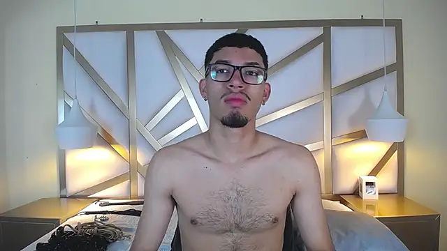 Snapshot of Jaxon_Carter chatting on September 11, 12:00 am Jaxon Carter online show from September 11, 12:00 am