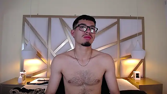 Snapshot of Jaxon_Carter chatting on November 2, 9:06 pm Jaxon Carter online show from November 2, 9:06 pm