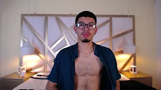 Snapshot of Jaxon_Carter chatting on November 9, 8:51 pm Jaxon Carter online show from November 9, 8:51 pm