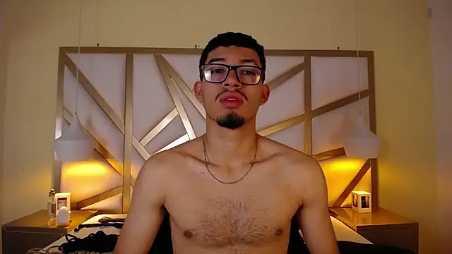 Snapshot of Jaxon_Carter chatting on November 17, 8:25 pm Jaxon Carter online show from November 17, 8:25 pm