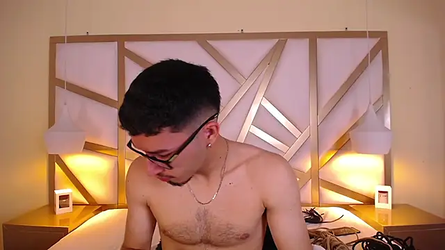 Snapshot of Jaxon_Carter chatting on November 29, 8:56 pm Jaxon Carter online show from November 29, 8:56 pm