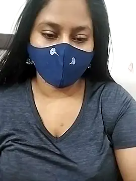 Snapshot of Shy_Peehu chatting on April 18, 6:23 pm Shy Peehu online show from April 18, 6:23 pm