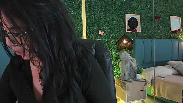 Linagh  online show from January 10, 11:34 am