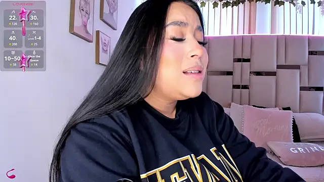 Snapshot of Zoey_thompson chatting on November 23, 2:17 pm Zoey thompson online show from November 23, 2:17 pm