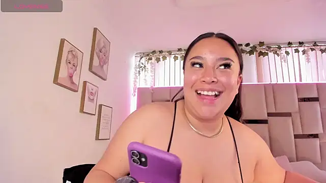 Snapshot of Zoey_thompson chatting on November 27, 7:38 pm Zoey thompson online show from November 27, 7:38 pm