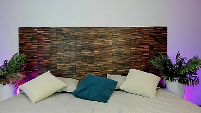 lucyy liiuu online show from October 28, 2:09 pm