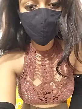 Snapshot of Cute-Janvi-5 chatting on July 18, 5:44 am Cute-Janvi-5 online show from July 18, 5:44 am