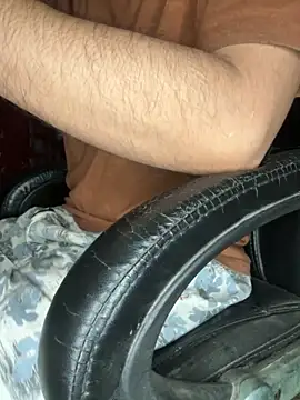 moonworshiper online show from October 25, 5:59 am