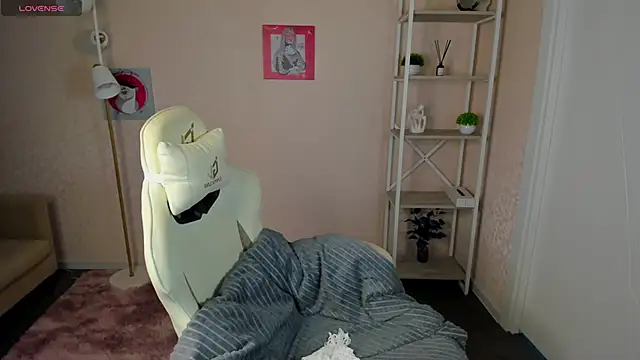 R0cket bunny online show from October 3, 1:13 am