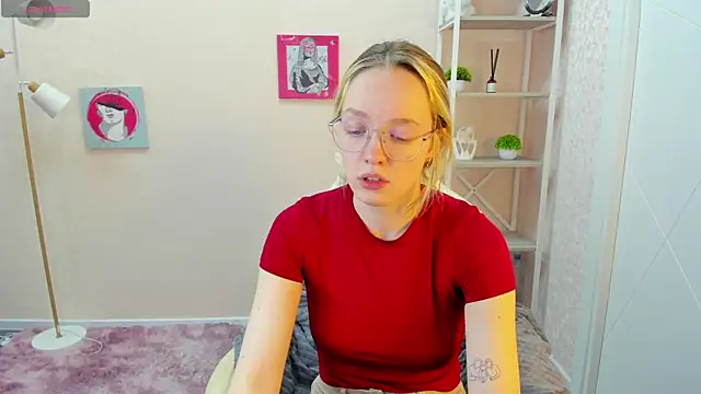 R0cket bunny online show from October 13, 1:16 am