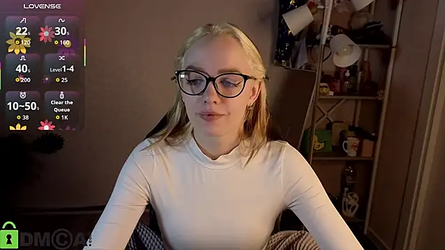 Snapshot of R0cket_bunny chatting on April 13, 1:00 am R0cket bunny online show from April 13, 1:00 am