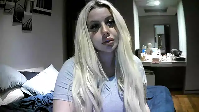 TiaDoll online show from October 10, 3:44 pm