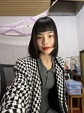 andymi1 online show from October 26, 2:39 am