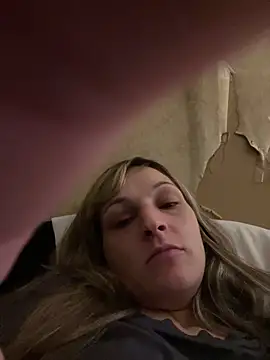 nicole9666 online show from December 4, 6:34 am