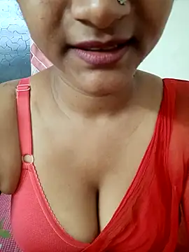 Snapshot of RITU_28 chatting on August 3, 12:21 pm RITU 28 online show from August 3, 12:21 pm