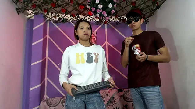 Snapshot of lau_and_boys18 chatting on September 25, 1:59 pm lau and boys18 online show from September 25, 1:59 pm