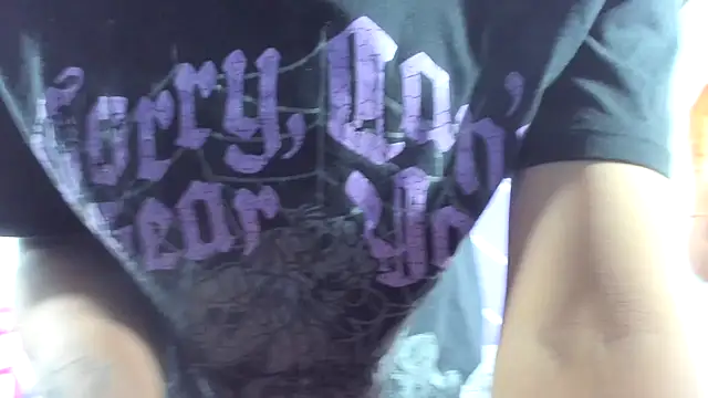 Snapshot of lau_and_boys18 chatting on September 28, 1:49 pm lau and boys18 online show from September 28, 1:49 pm