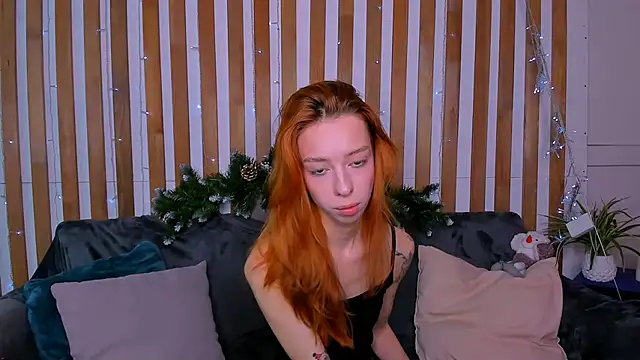 Lori Williams online show from December 23, 12:52 am