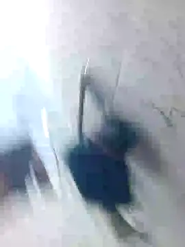 Snapshot of hornywildman123 chatting on May 6, 5:07 pm hornywildman123 online show from May 6, 5:07 pm