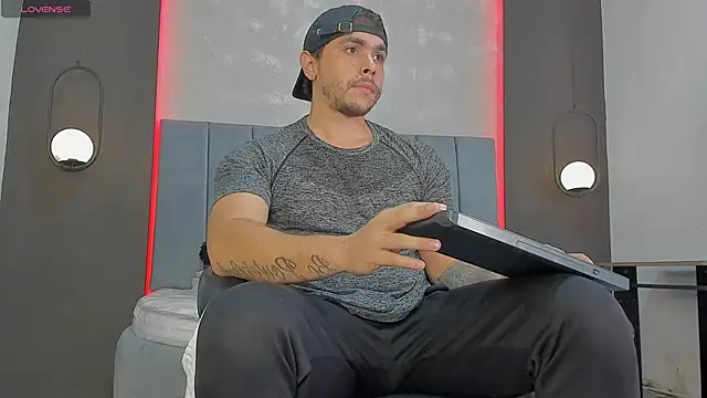 Liam walk  online show from March 11, 7:20 pm